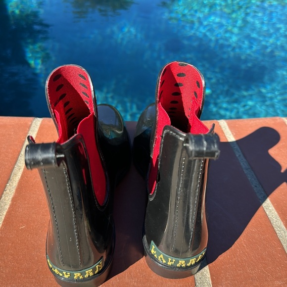 ☔️ Ralph Lauren Red and Black Tally Short Rainboots - Picture 4 of 7